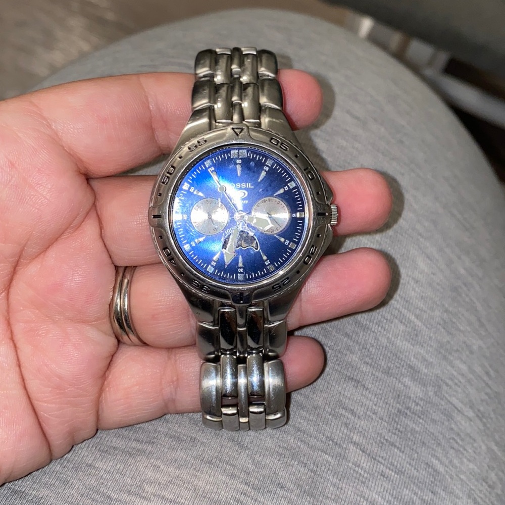 Fossil blue mens watch.